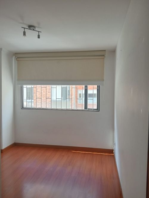 Apartamento de 4 alcobas en arriendo en Santa Barbara, Bogotá, 87 m² · foto 14 de 15