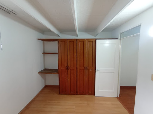 Casa en venta en Villas De Granada, Bogotá · foto 12 de 18