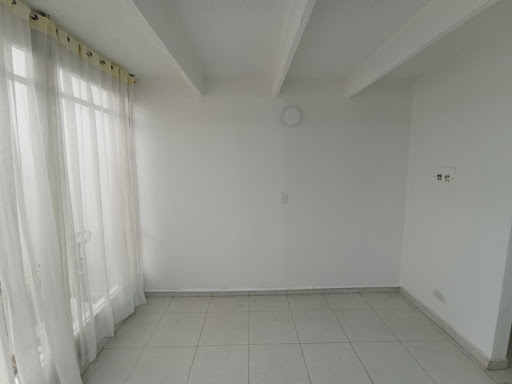 Casa en venta en Villas De Granada, Bogotá · foto 16 de 18