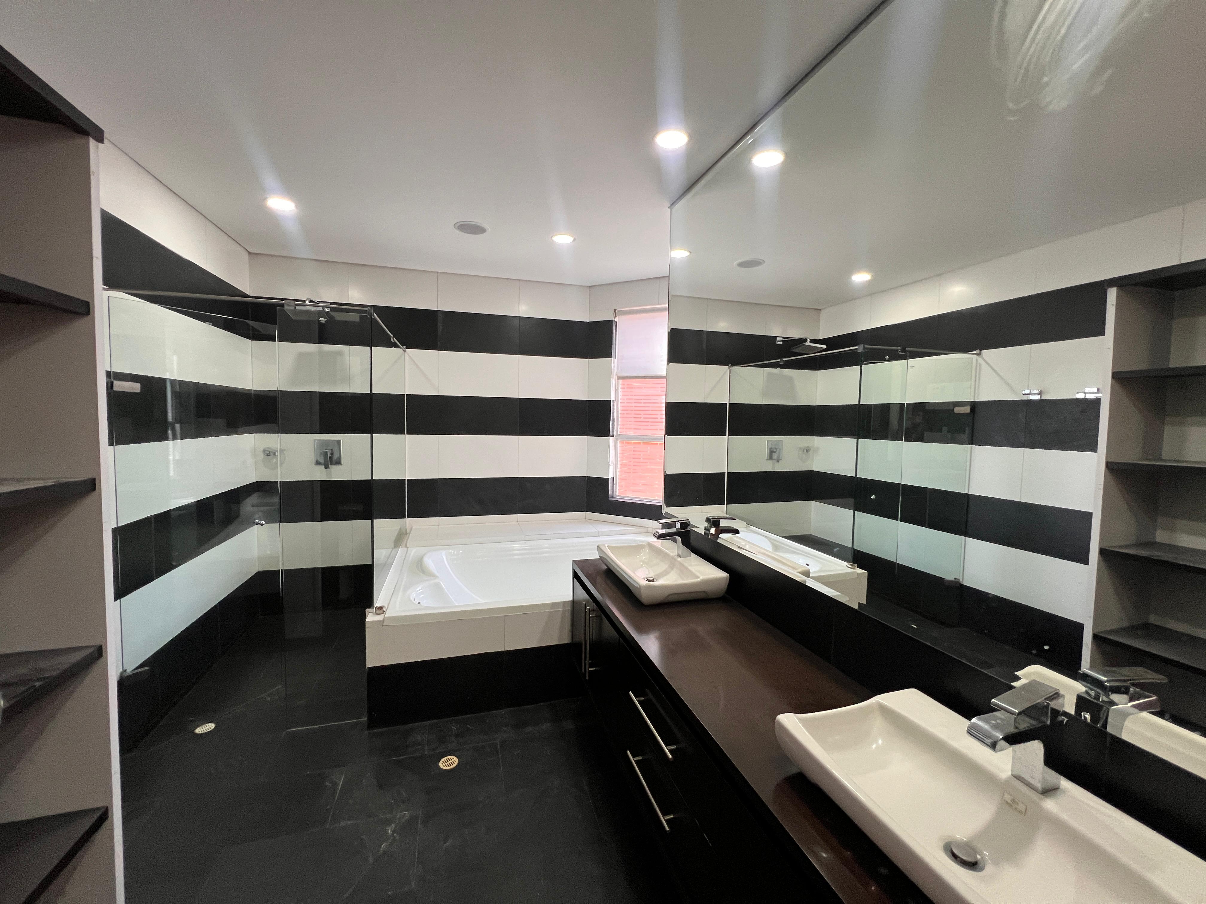 Apartamento en arriendo en Laureles, Medellín · foto 10 de 20