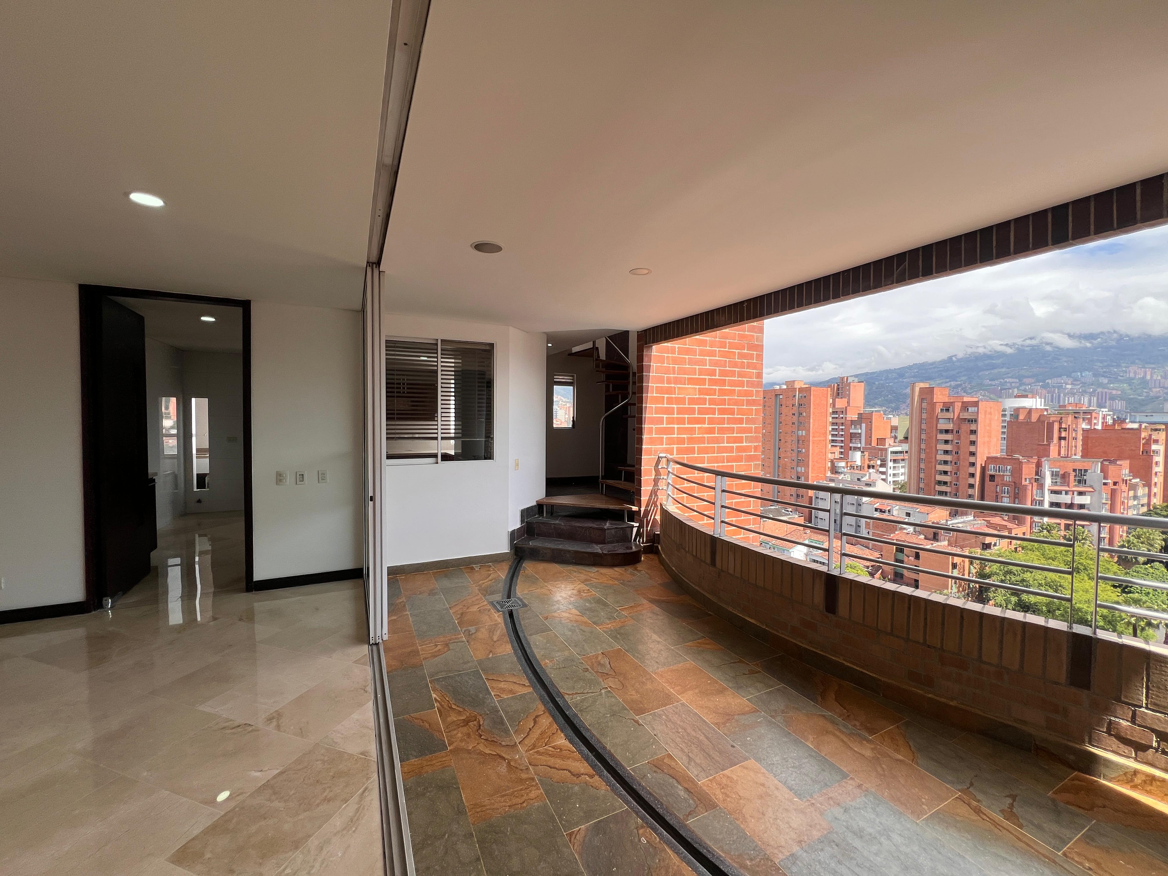 Apartamento en arriendo en Laureles, Medellín · foto 15 de 20