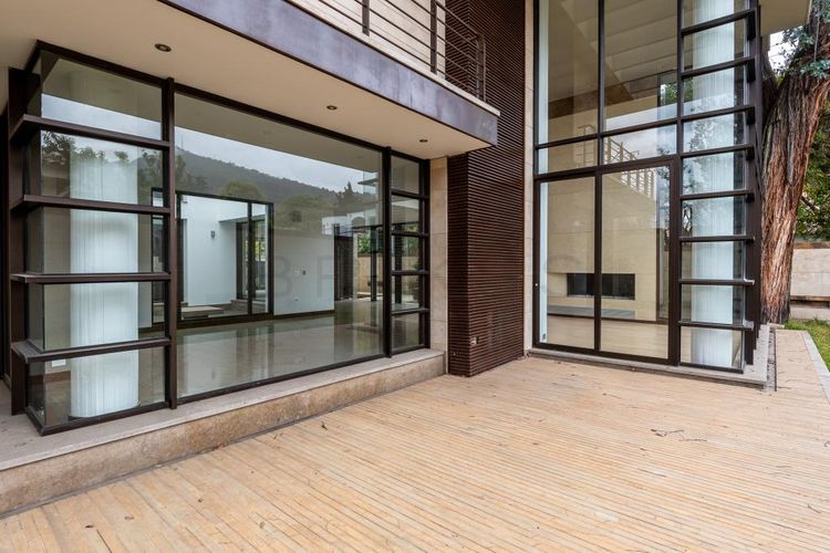 Casa de 4 alcobas en venta en Santa Barbara, Bogotá, 591 m² · foto 19 de 24