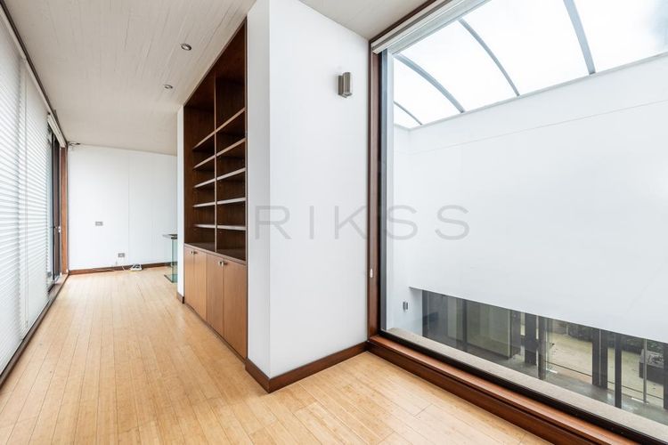 Casa de 4 alcobas en venta en Santa Barbara, Bogotá, 591 m² · foto 21 de 24
