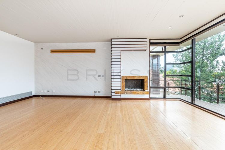 Casa de 4 alcobas en venta en Santa Barbara, Bogotá, 591 m² · foto 22 de 24