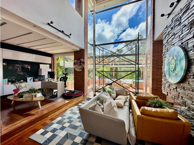 Casa de 4 alcobas en venta en Guaymaral, Bogotá, 400 m² · foto 6 de 24