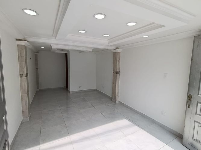 Local en arriendo en Mejia Robledo, Pereira, 30 m² · foto 2 de 10