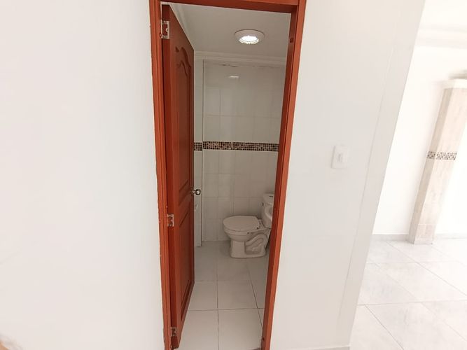 Local en arriendo en Mejia Robledo, Pereira, 30 m² · foto 5 de 10