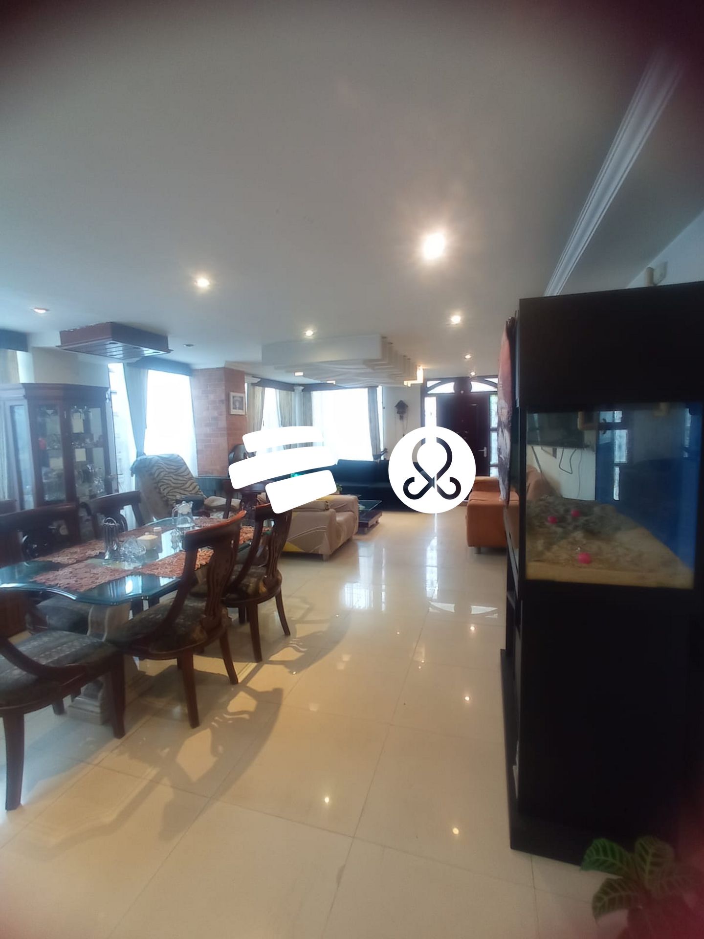 Casa en venta en La Esmeralda, Bogotá · foto 6 de 24