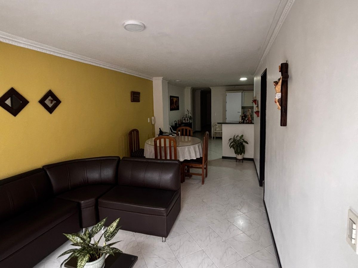 Apartamento en venta en Loma Del Escobero, Envigado · foto 2 de 23