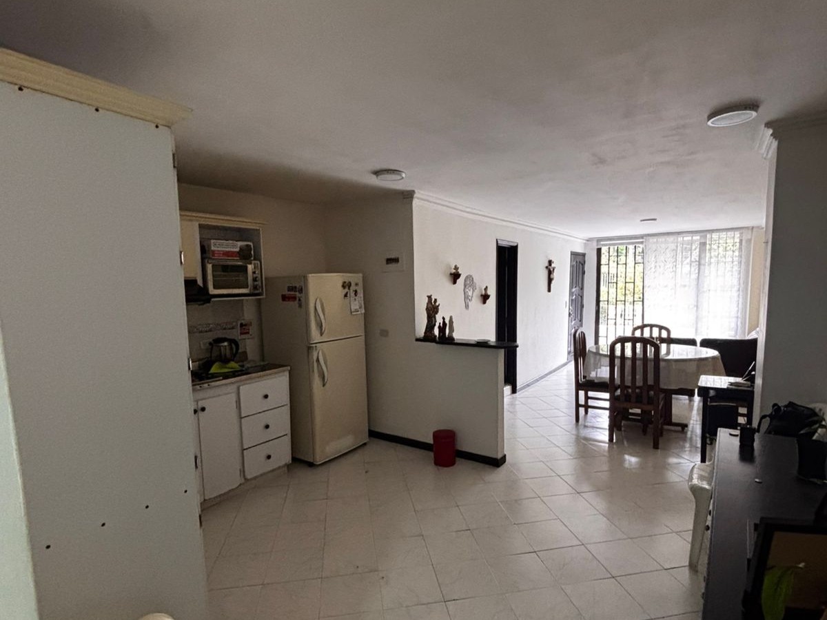 Apartamento en venta en Loma Del Escobero, Envigado · foto 5 de 23