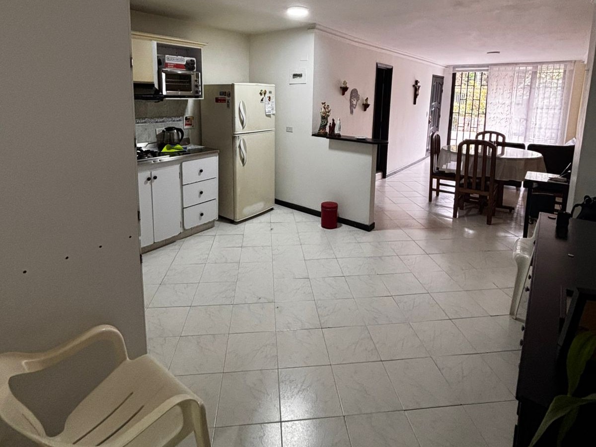 Apartamento en venta en Loma Del Escobero, Envigado · foto 7 de 23