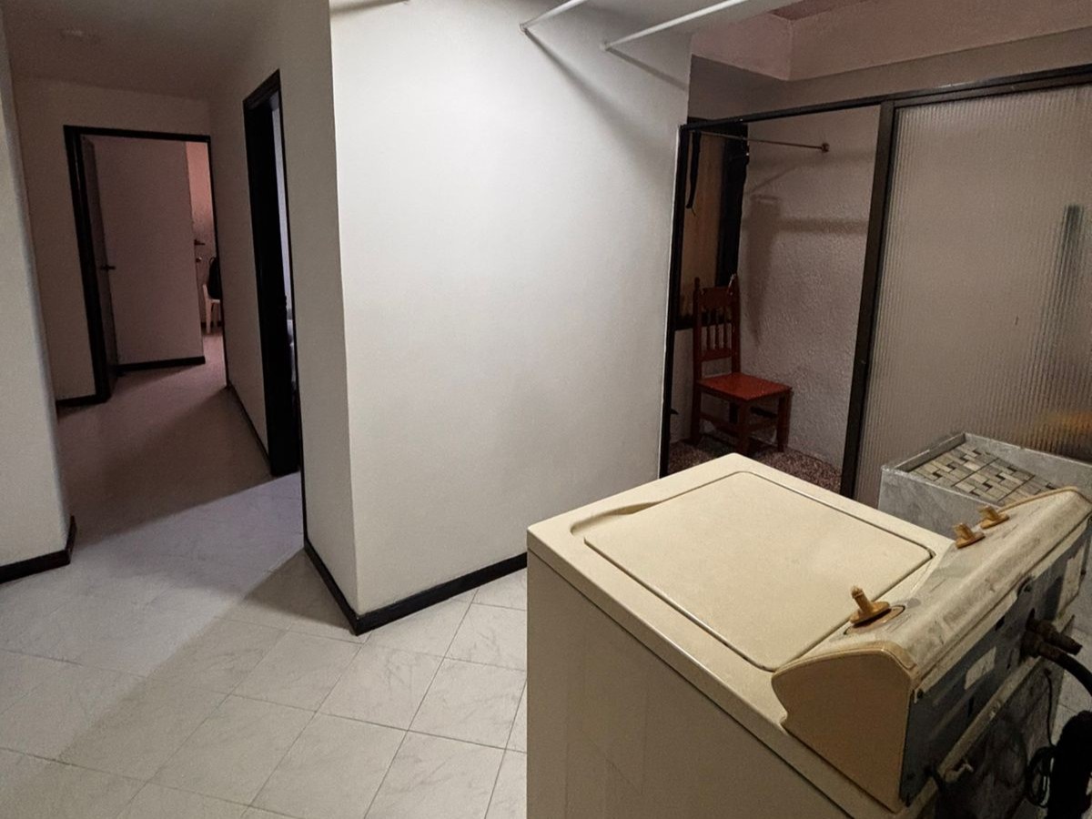 Apartamento en venta en Loma Del Escobero, Envigado · foto 8 de 23