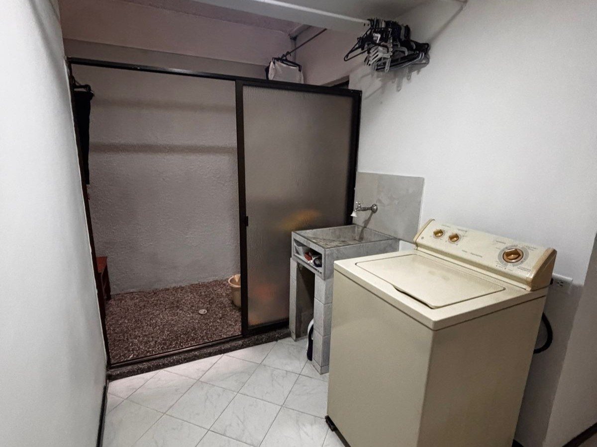 Apartamento en venta en Loma Del Escobero, Envigado · foto 10 de 23