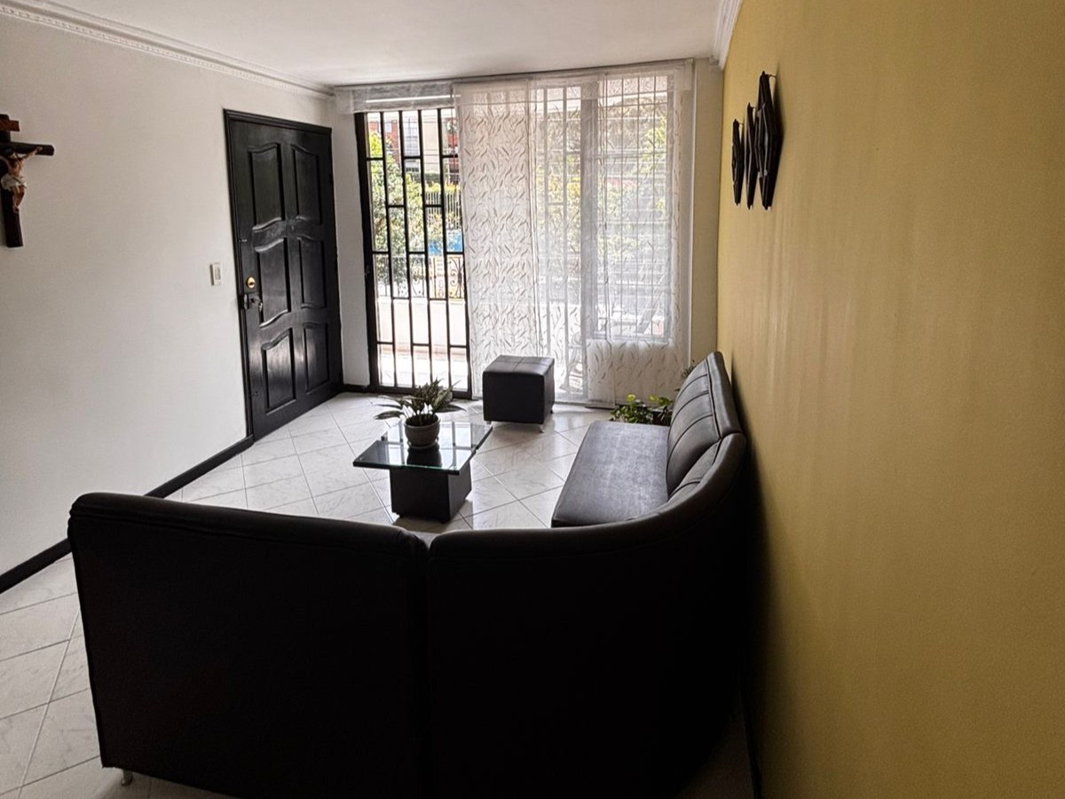 Apartamento en venta en Loma Del Escobero, Envigado · foto 12 de 23