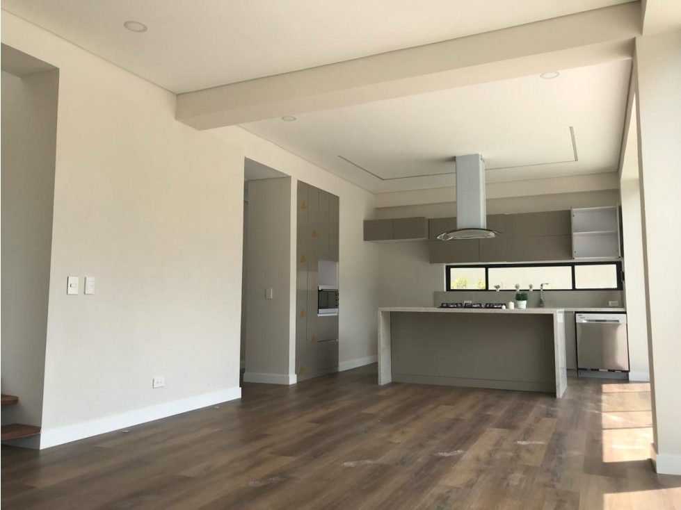 Casa en venta en El Salitre, La Calera · foto 4 de 24