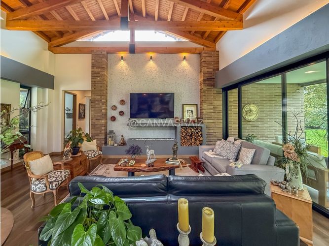 Casa de 4 alcobas en venta en El Tablazo, Rionegro, 330 m² · foto 3 de 21