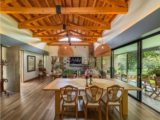 Casa de 4 alcobas en venta en El Tablazo, Rionegro, 330 m² · foto 4 de 21