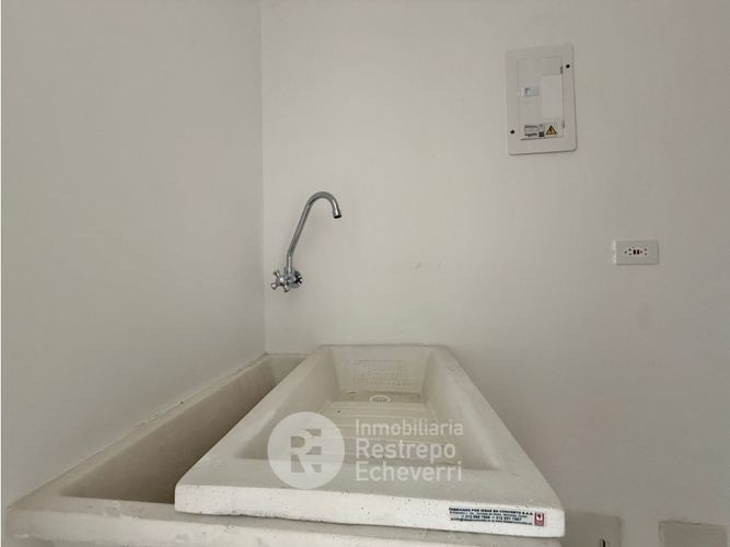 Apartaestudio en venta en Cerro De Oro, Manizales, 57 m² · foto 4 de 10