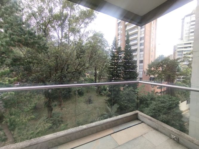 Apartamento de 3 alcobas en arriendo en El Poblado, Medellín, 180 m² · foto 10 de 20
