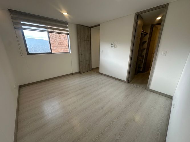 Apartamento de 3 alcobas en arriendo en Camino Verde, Envigado, 80 m² · foto 8 de 20