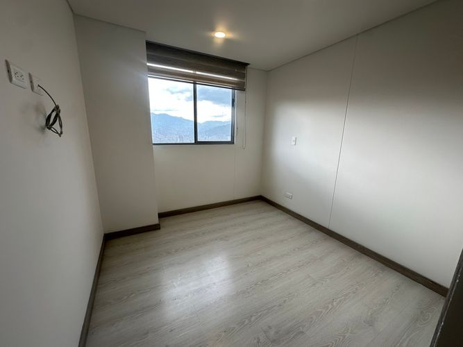 Apartamento de 3 alcobas en arriendo en Camino Verde, Envigado, 80 m² · foto 9 de 20