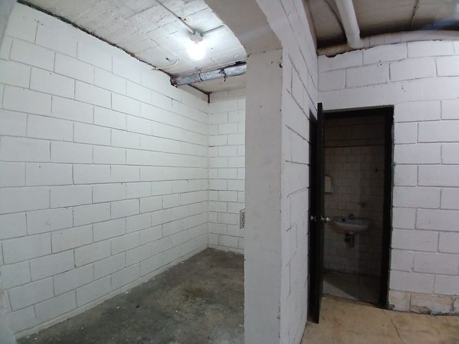 Bodega en arriendo en Avenida 30 De Agosto, Pereira, 470 m² · foto 4 de 19