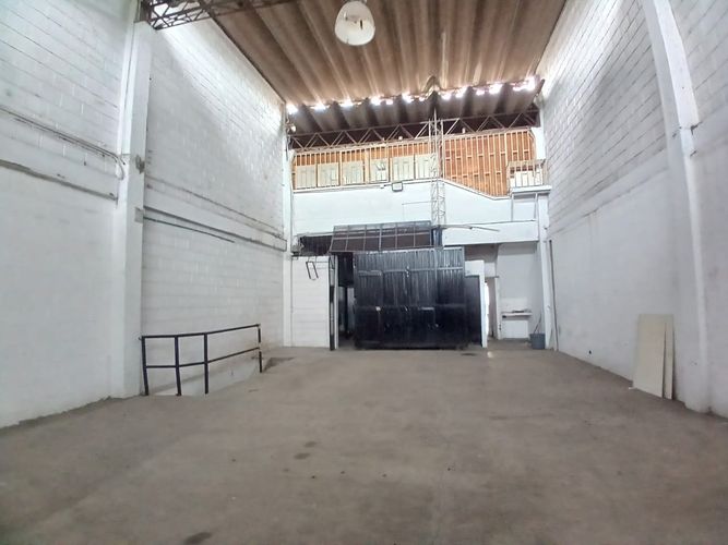 Bodega en arriendo en Avenida 30 De Agosto, Pereira, 470 m² · foto 9 de 19