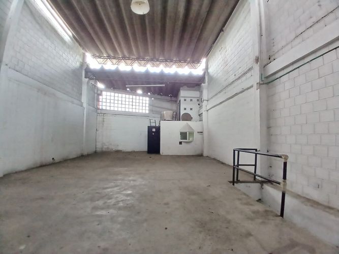Bodega en arriendo en Avenida 30 De Agosto, Pereira, 470 m² · foto 11 de 19