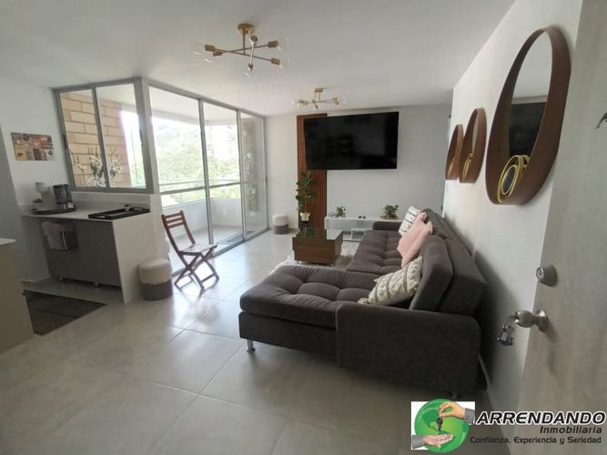 Apartamento de 3 alcobas en venta en Las Lomitas, Sabaneta, 74 m² · foto 5 de 23