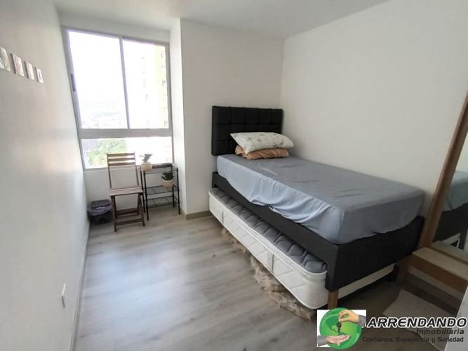 Apartamento de 3 alcobas en venta en Las Lomitas, Sabaneta, 74 m² · foto 15 de 23