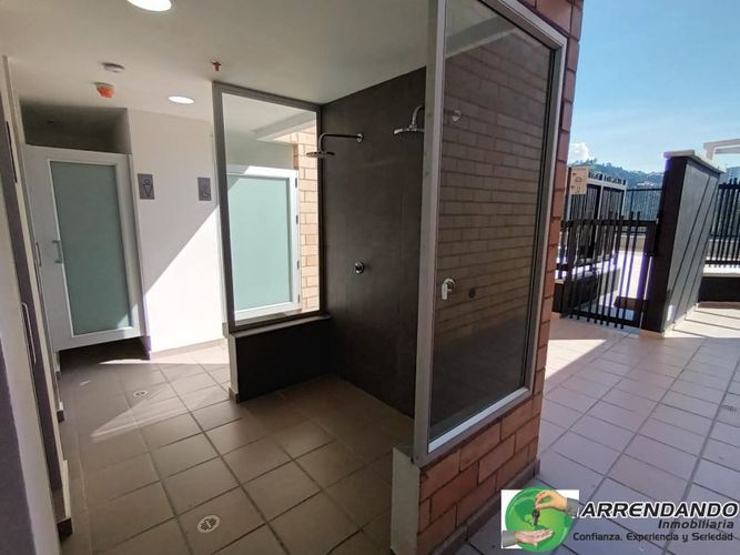 Apartamento de 3 alcobas en venta en Las Lomitas, Sabaneta, 74 m² · foto 21 de 23