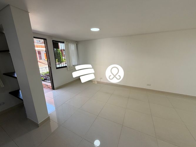 Casa de 4 alcobas en venta en Laureles, Medellín, 192 m² · foto 3 de 24
