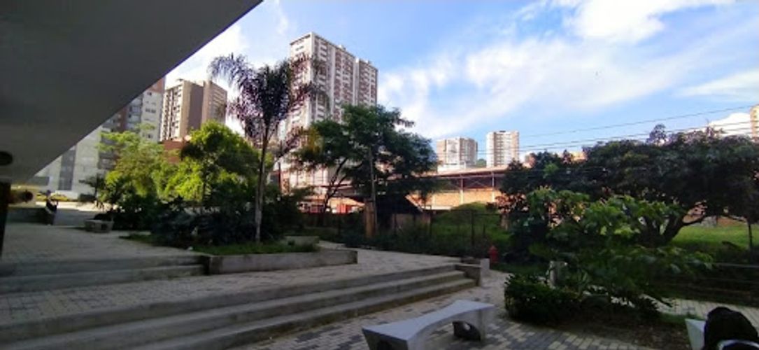 Local en arriendo en Las Lomitas, Sabaneta, 25 m² · foto 2 de 9