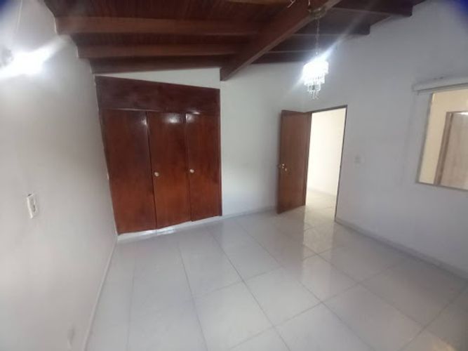 Oficina en arriendo en Simon Bolivar, Medellín, 180 m² · foto 4 de 24