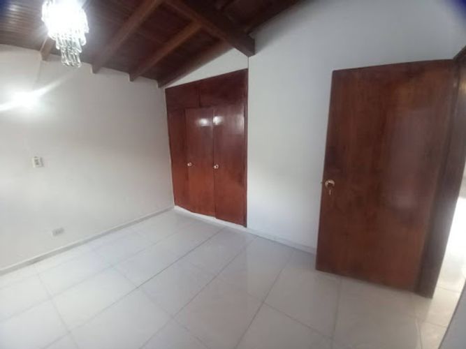 Oficina en arriendo en Simon Bolivar, Medellín, 180 m² · foto 10 de 24