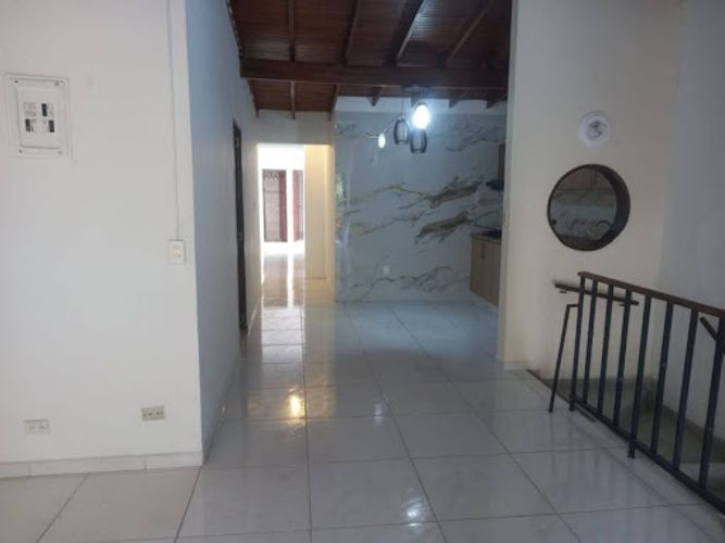 Oficina en arriendo en Simon Bolivar, Medellín, 180 m² · foto 11 de 24