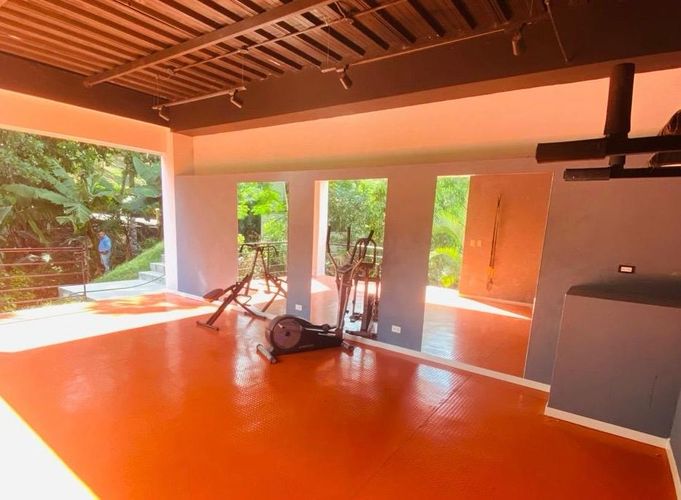 Casa de 4 alcobas en venta en Canadas Potreritos, Ibagué, 520 m² · foto 10 de 10