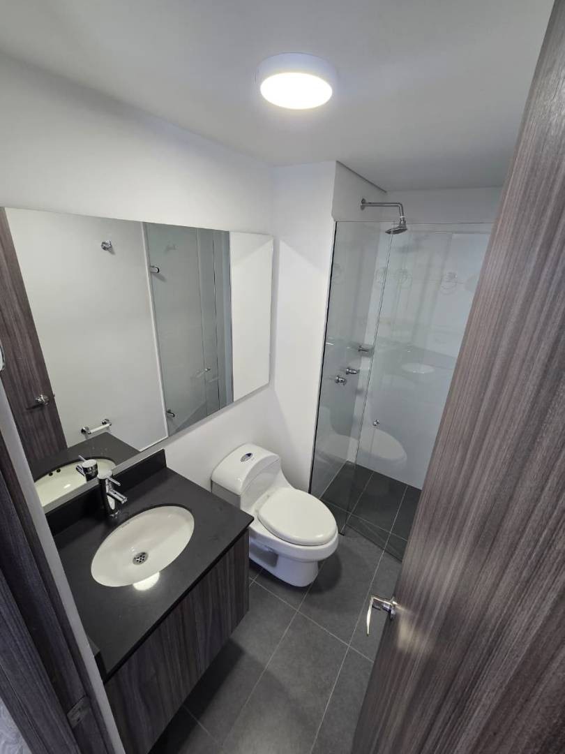 Apartamento en arriendo en Las Palmas, Medellín · foto 6 de 14