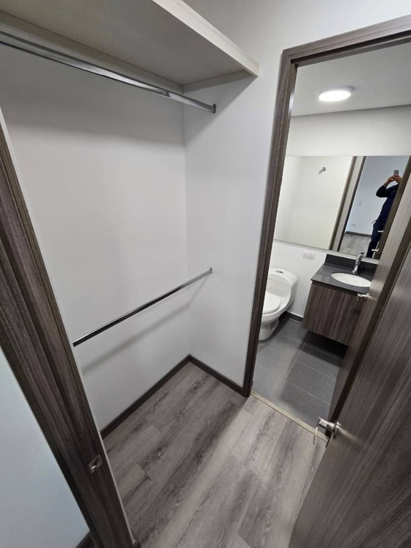 Apartamento en arriendo en Las Palmas, Medellín · foto 9 de 14