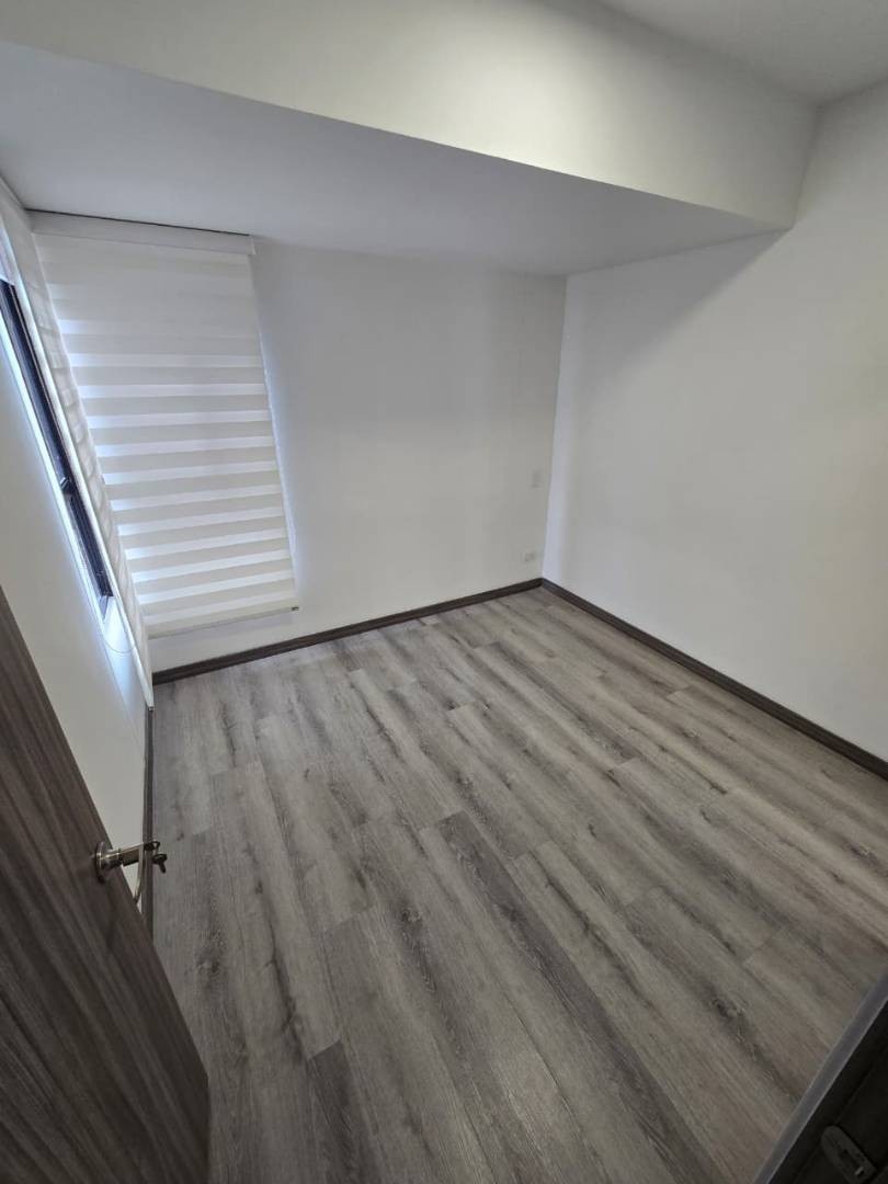 Apartamento en arriendo en Las Palmas, Medellín · foto 11 de 14