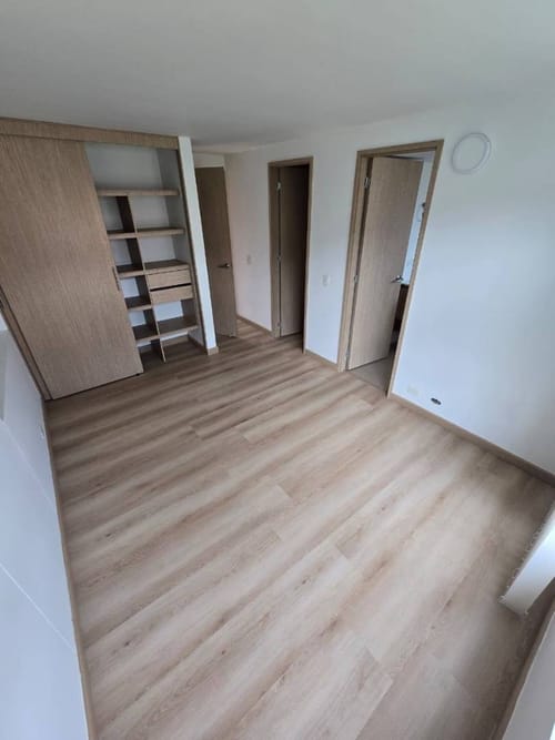 Apartamento de 3 alcobas en arriendo en El Diamante No. 2, Medellín, 89 m² · foto 8 de 13