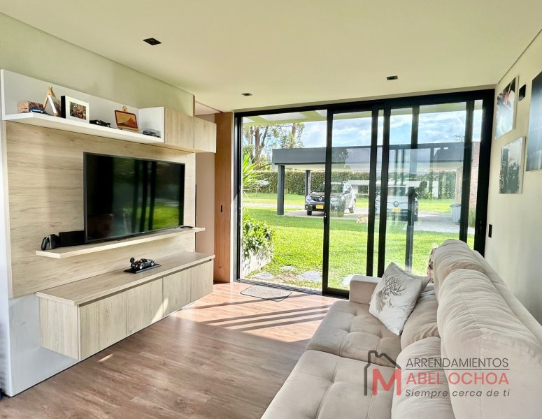 Casa en arriendo en So�Adora, El Carmen de Viboral · foto 17 de 24