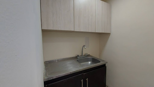 Casa en arriendo en Laureles, Medellín · foto 8 de 24