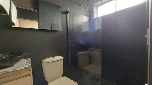 Casa en arriendo en Laureles, Medellín · foto 22 de 24