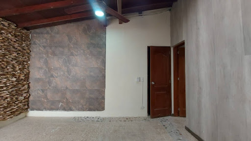 Casa en arriendo en Laureles, Medellín · foto 23 de 24
