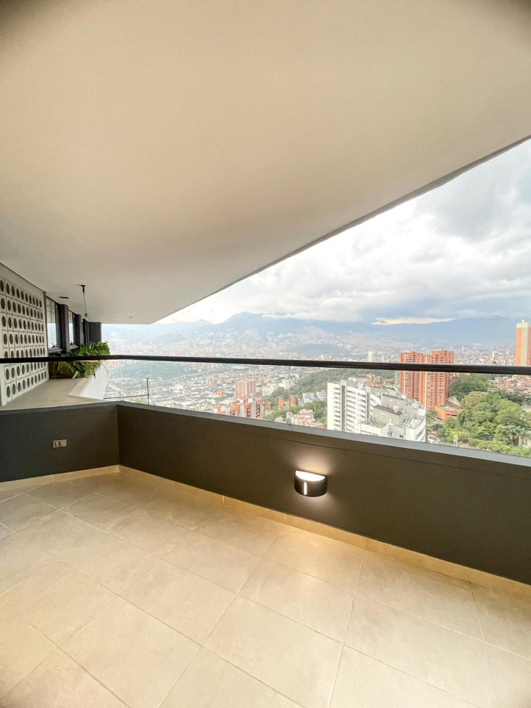 Apartamento en venta en Las palmas, Medellín 3