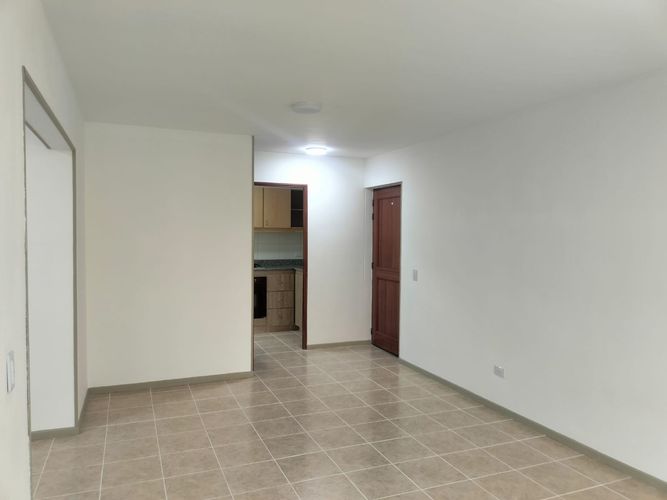 Apartamento de 3 alcobas en arriendo en El Poblado, Medellín, 94 m² · foto 5 de 17