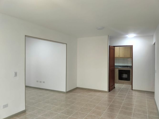 Apartamento de 3 alcobas en arriendo en El Poblado, Medellín, 94 m² · foto 6 de 17