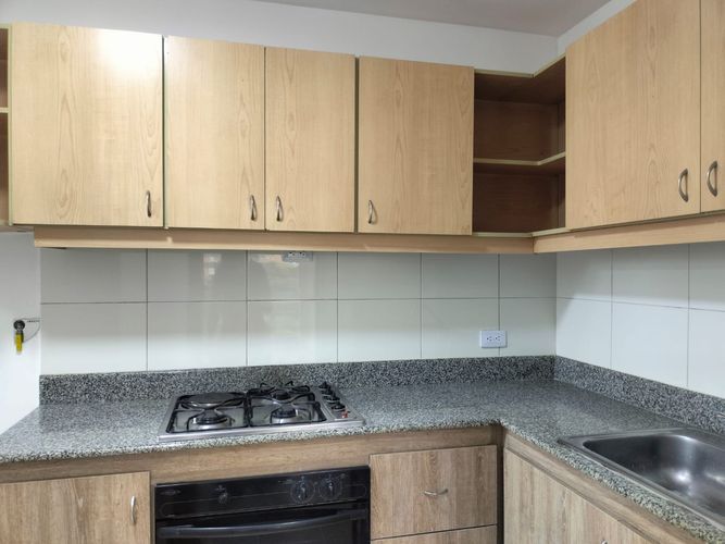 Apartamento de 3 alcobas en arriendo en El Poblado, Medellín, 94 m² · foto 3 de 17