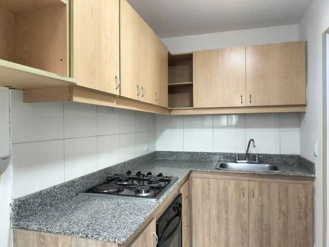 Apartamento de 3 alcobas en arriendo en El Poblado, Medellín, 94 m² · foto 4 de 17